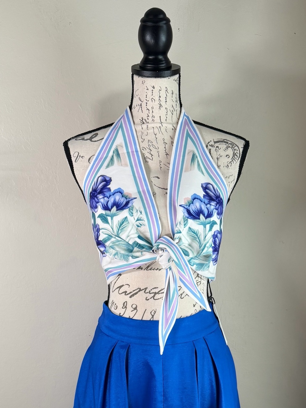 Commense White Floral Halter Crop Top with Blue Accents